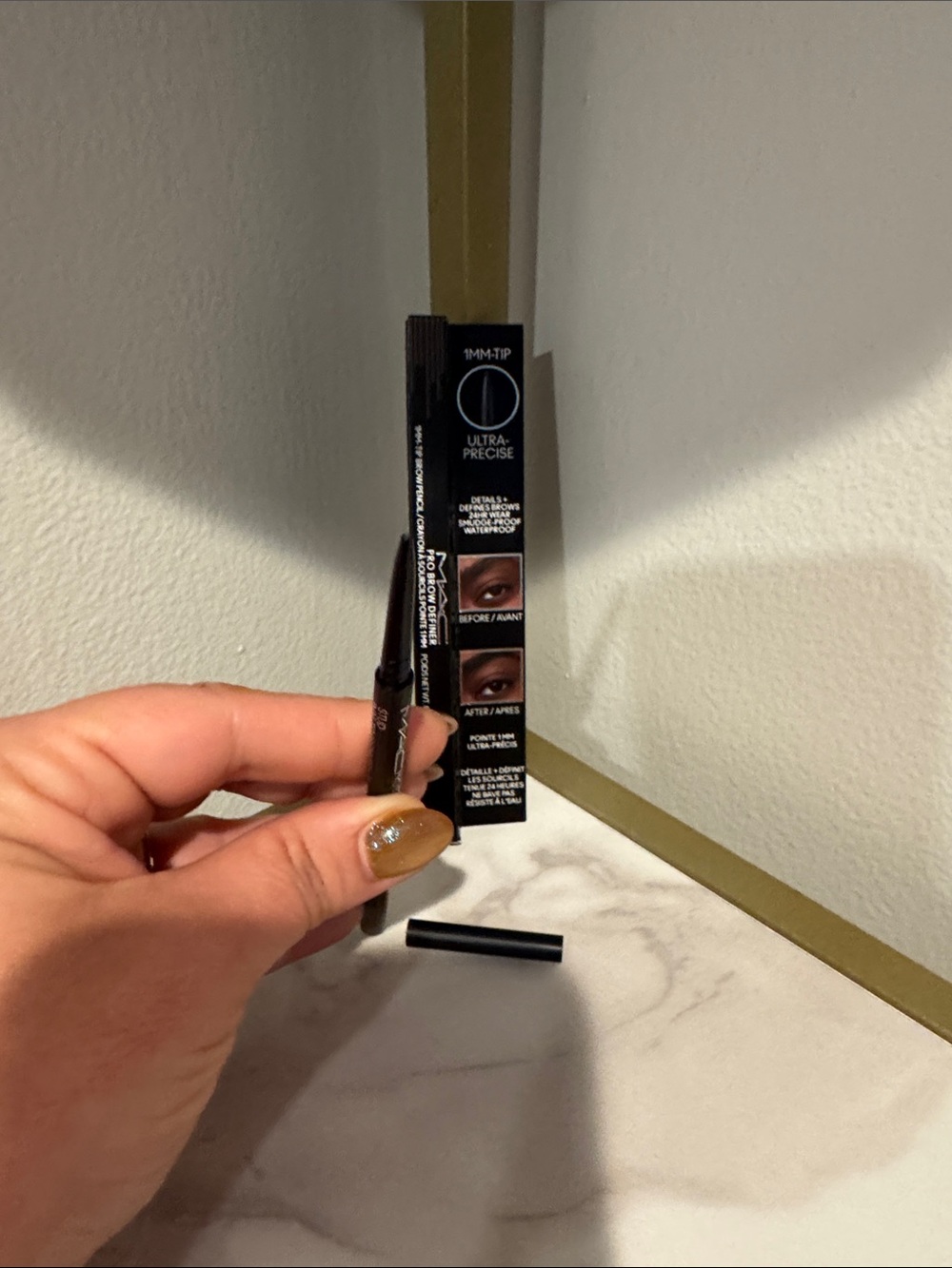 MAC Pro Brow Definer 1mm Tip Brow Pencil with Spoolie